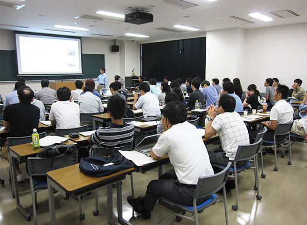 全体キックオフミーティング「水惑星学の創成」